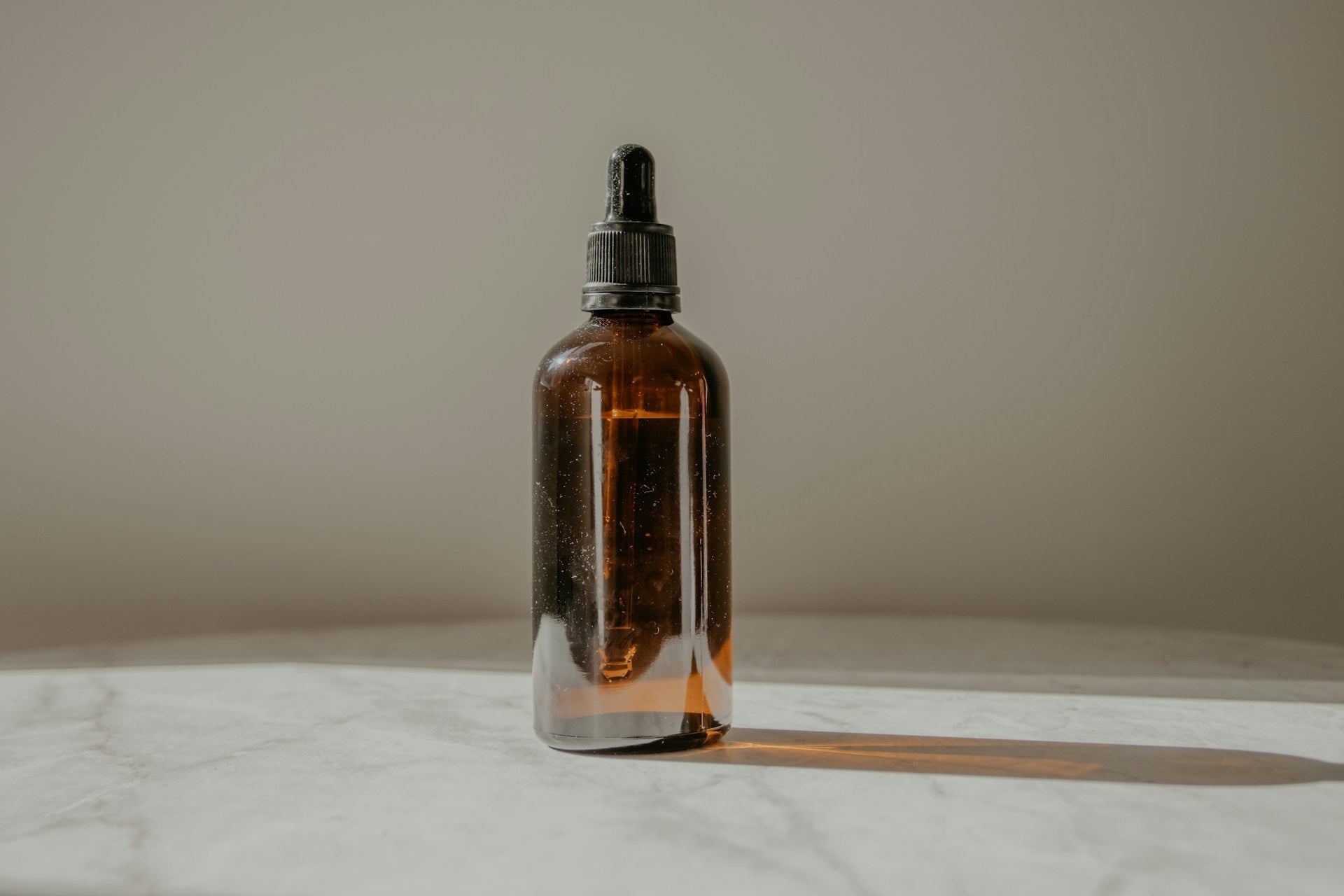Is Jojoba Oil Good for Seborrheic Dermatitis?